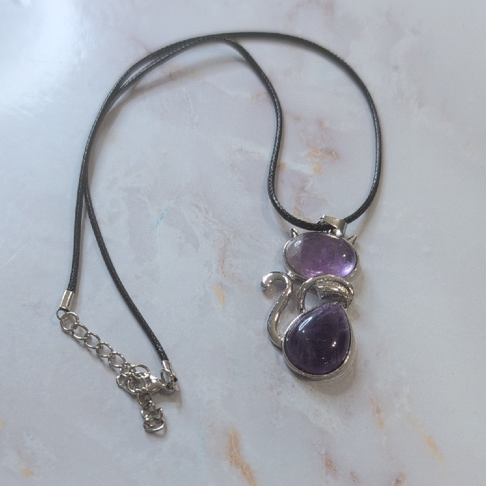 Silver Tone and Purple Cat Pendant Necklace
